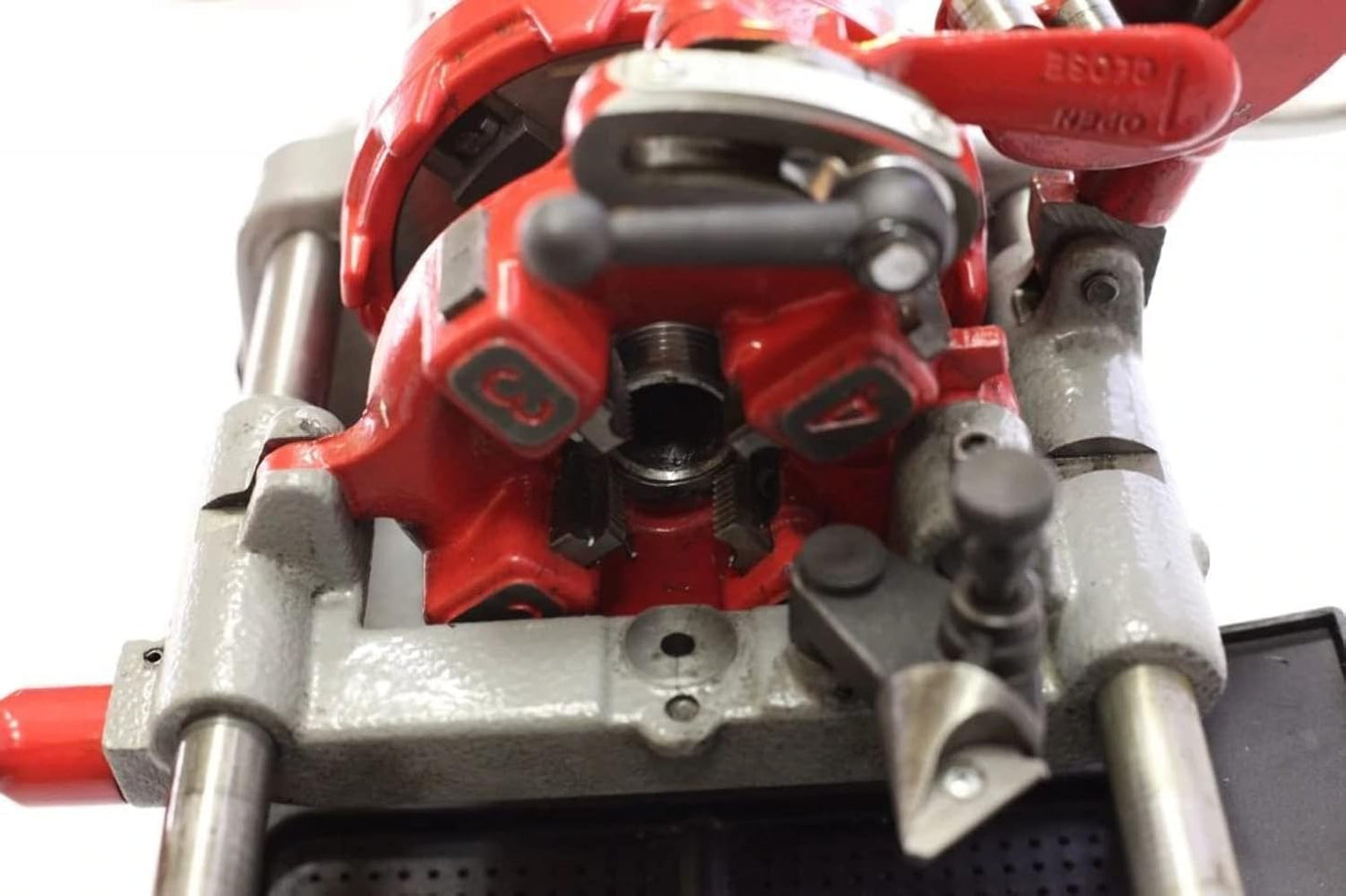 Electric Pipe Threader Threading Machine (1/2" - 1") 650W Quick Opening Die Head (P25A)