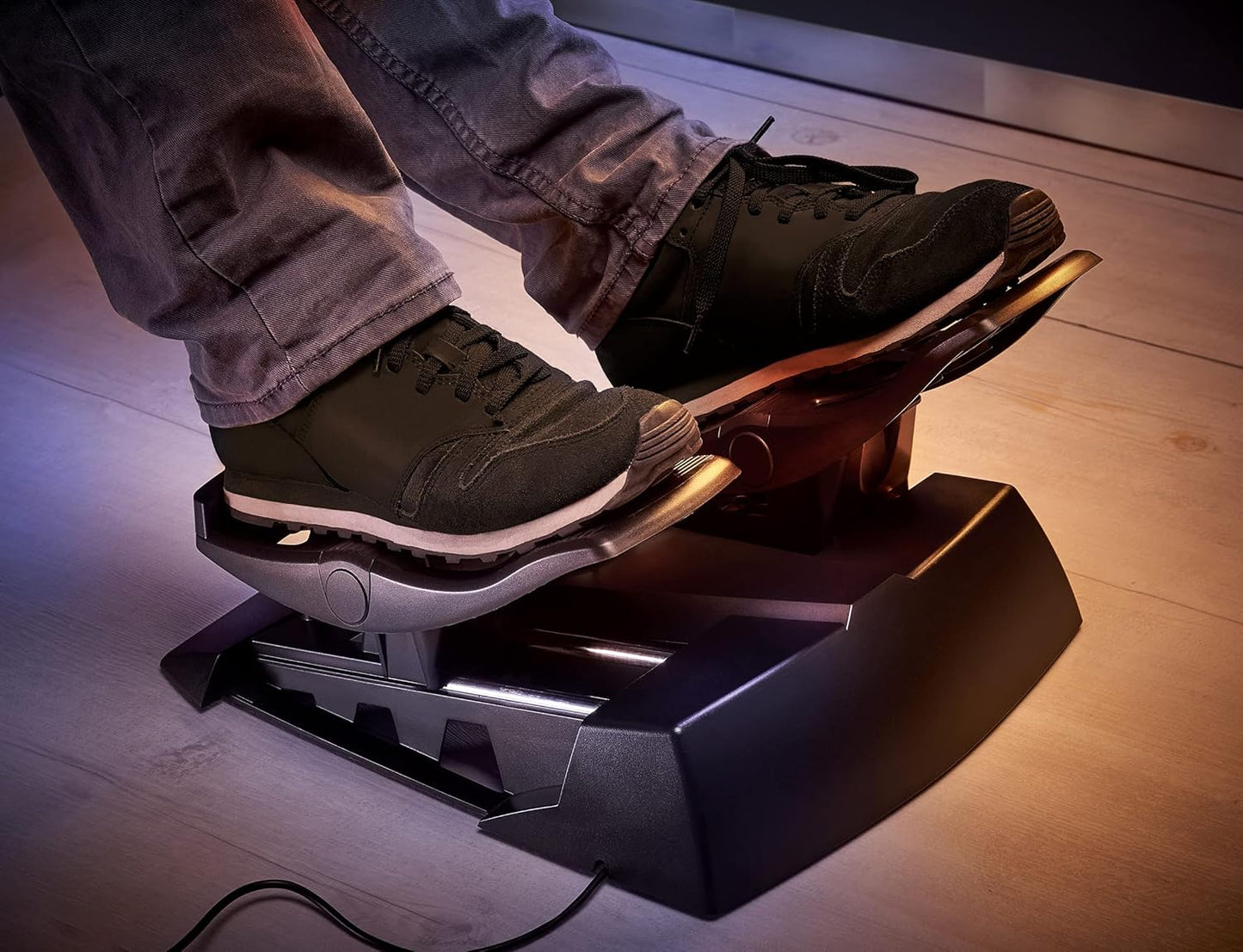 Thrustmaster TFRP Flight Rudder Pedals – Realistic Aviation Control for Flight Simulators (Compatible with PC, Xbox One, and PlayStation 5)