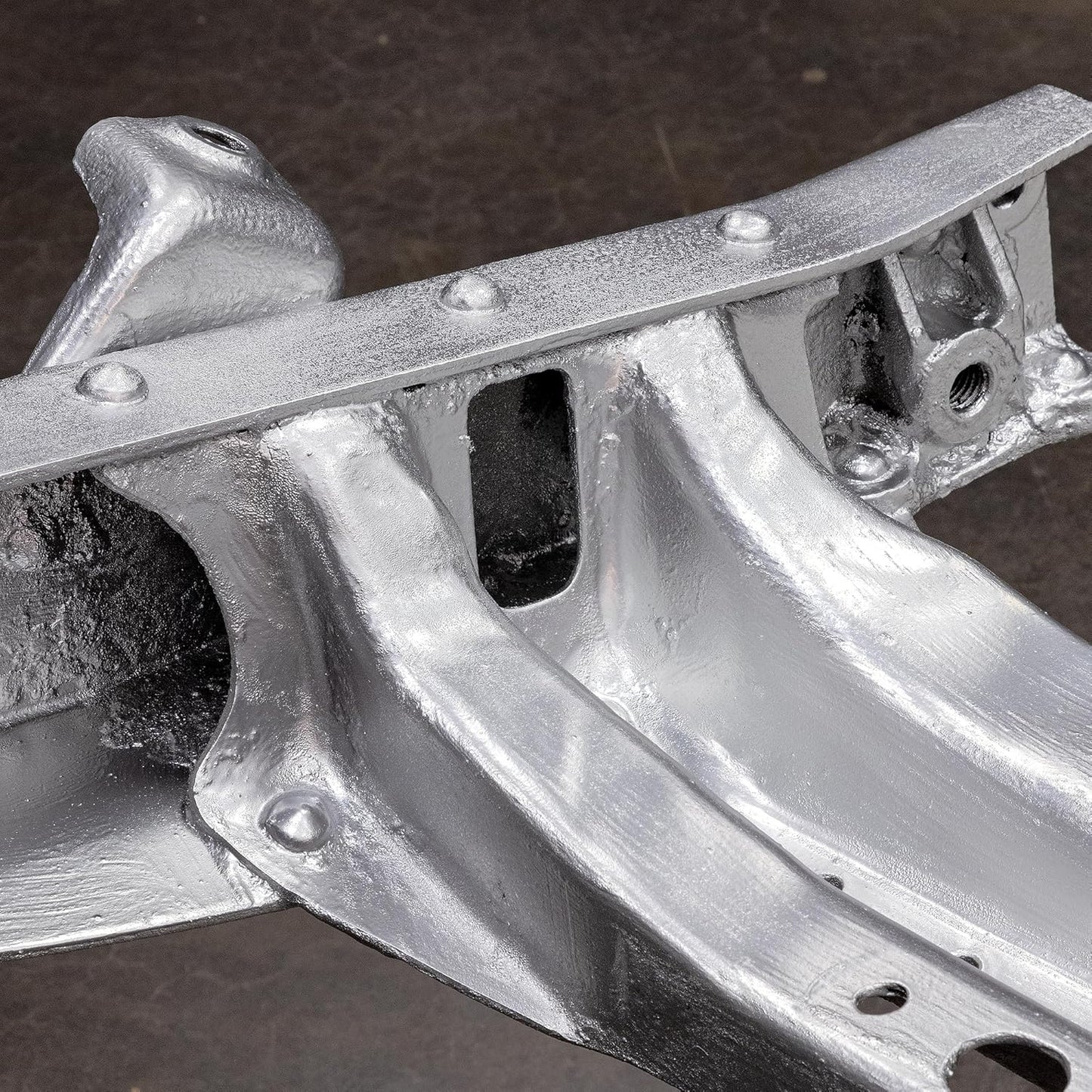 Eastwood Rust Encapsulator Platinum Quart | UV Resistant Aluminum Finish Rust Preventive Coating | Easy Apply High-Tech Formula Automotive Paint to Stop Rust | Rust Remover for Metal Structures