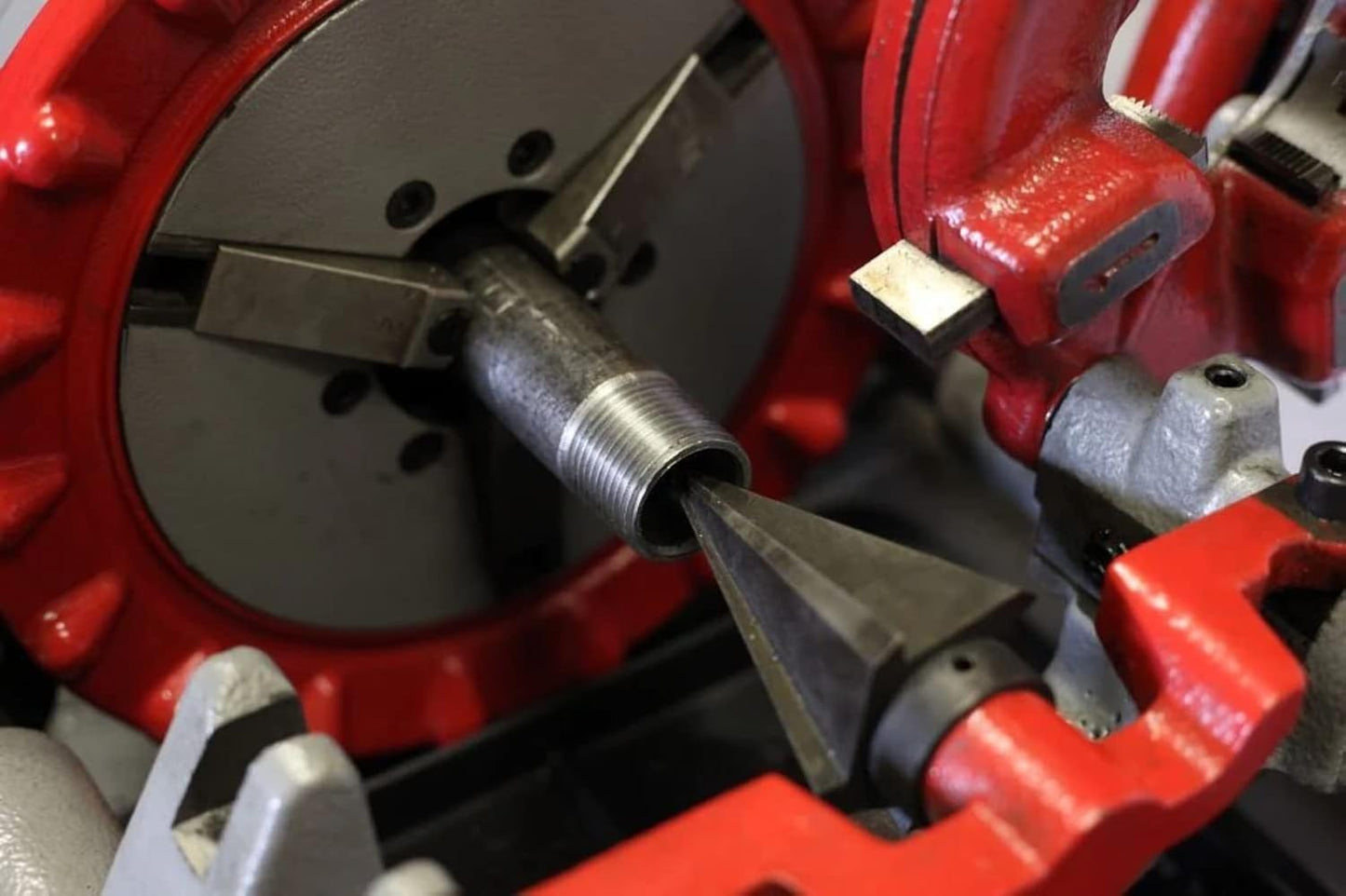 Electric Pipe Threader Machine 1/2" - 4" Threading Self Opening Head 1100W P100E (P100E)