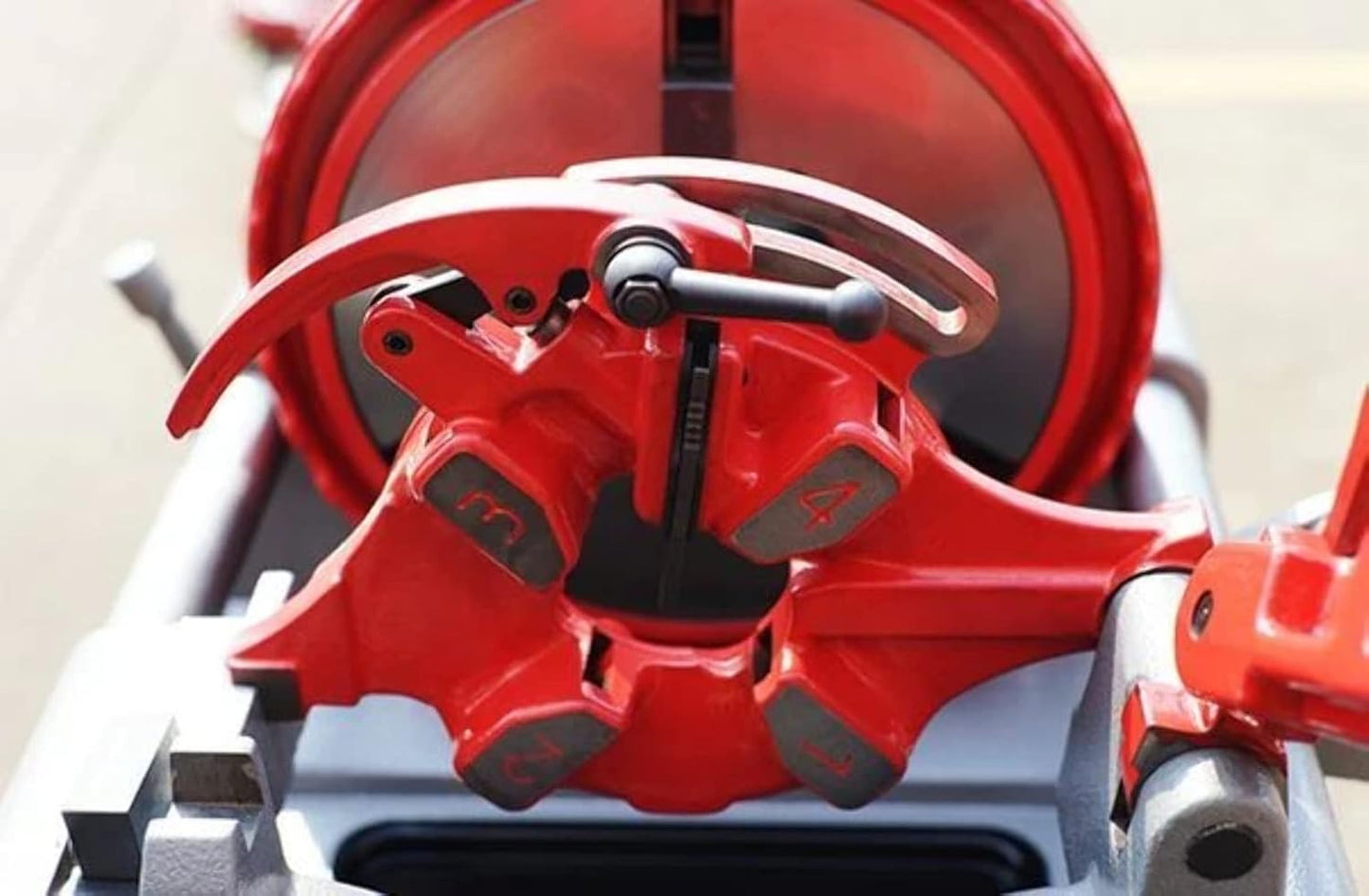 Electric Pipe Threader Machine 1/2" - 4" Threading Self Opening Head 1100W P100E (P100E)