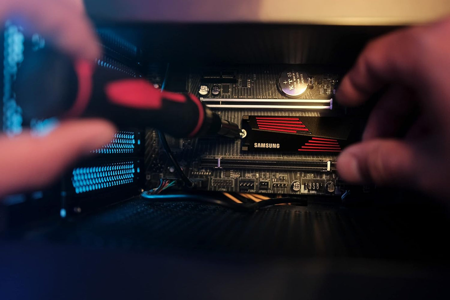 SAMSUNG 990 PRO Heatsink SSD 4TB, NVMe M.2, Speeds Up to 7,450MB/s Best for PlayStation® 5 (PS5 SSD) Console Expansion MZ-V9P4T0CW